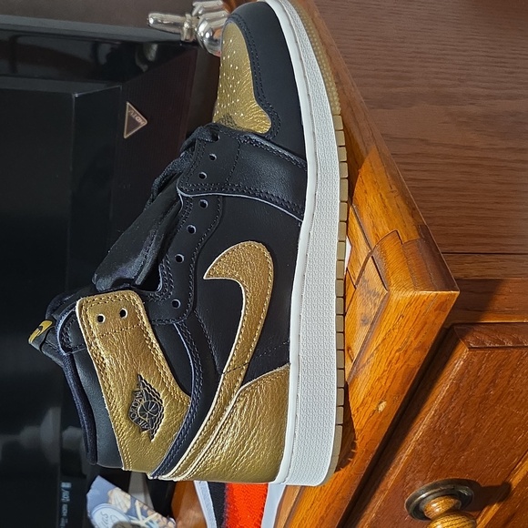 Jordan Other - New In Box Air Jordan 1 Retro High OG Black and Gold Men's And Women Shoes